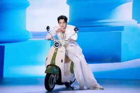 两会聚焦：响应国家政策东风，雅迪以旧换新激活绿色出行新机遇图片