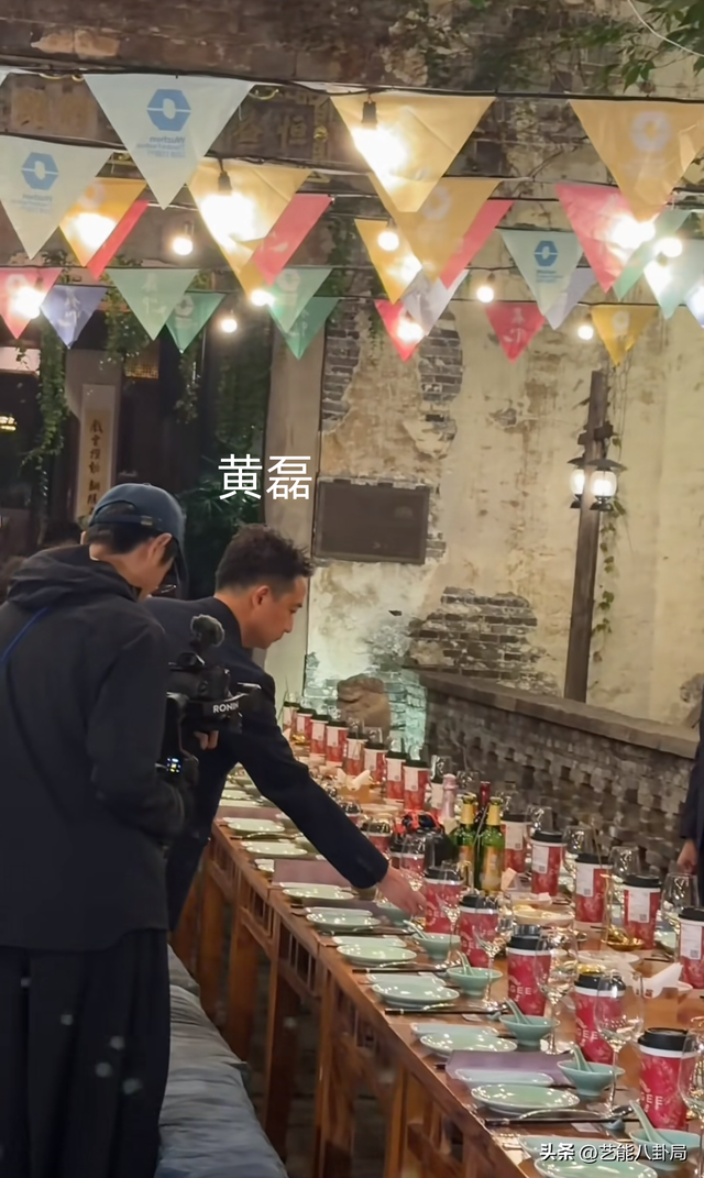 乌镇明星饭局来了！新人向上社交，吃的不是饭，而是人脉的敲门砖