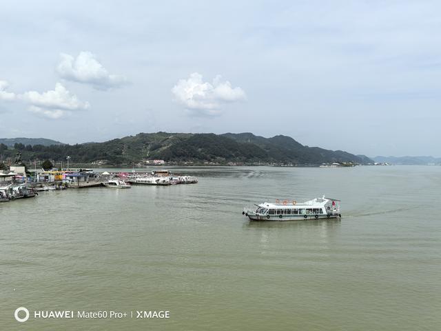 又爬虎山长城知难而退，再游河口断桥故乡情深