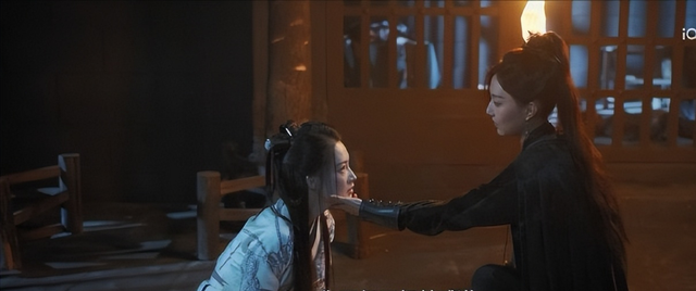 明明同一人，演完《朝雪录》演《一笑随歌》，她变丑差点认不出