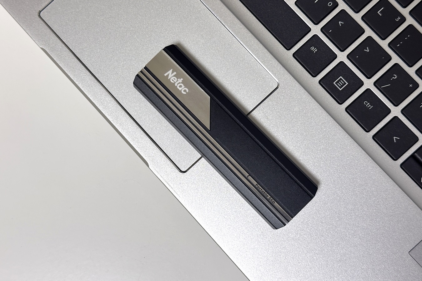 提速就是提高效率,朗科移动固态硬盘ZX10为工作助力