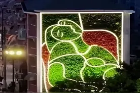 静安街头惊现毕加索的《梦》？尤其是晚上……图片