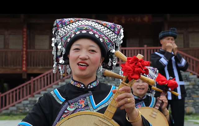 盘兴高铁正式开通 兴义旅游迎来“高铁时代”新机遇