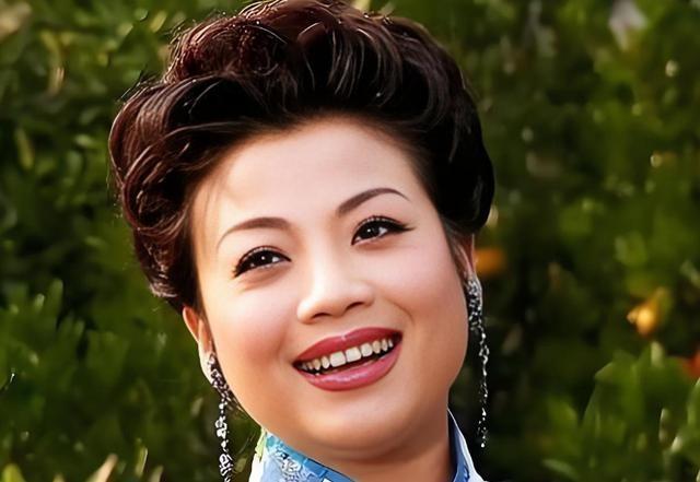 不结婚怎么解决生理需求？56岁的歌唱家张也，用行动给出了答案