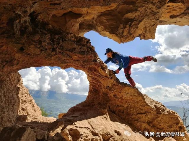 徒步利川朝东岩：华中绝壁的震撼与隐忧，环保徒步爱好者的见闻