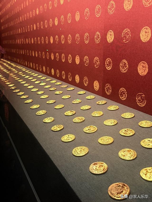 看过古人的小金饰，才知道我们都是在玩他们玩剩的