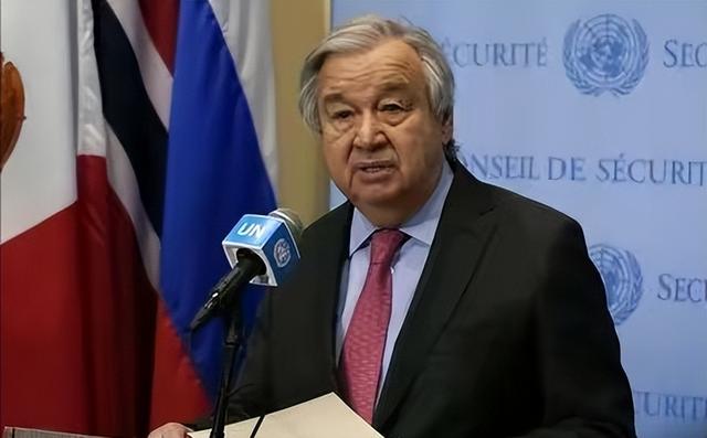 非洲俩穷国开战，打法连战地记者都想笑，联合国把它列为反面教材