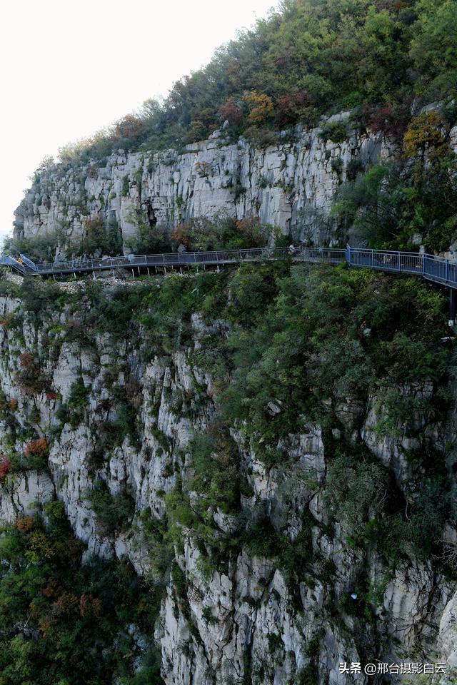 邢台天梯山：秋色美景入画来