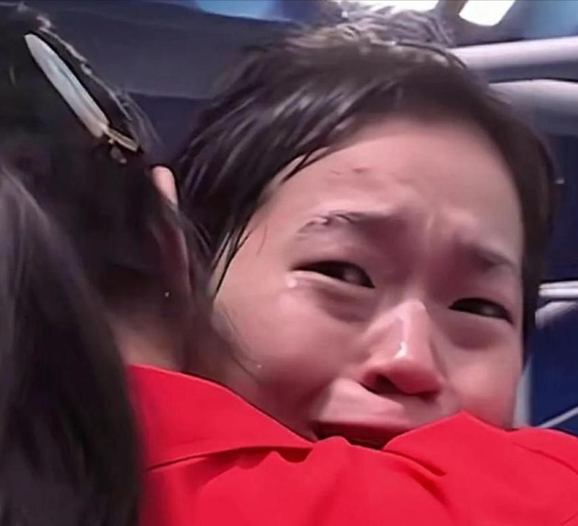 豪宅风波升级！专家建议拆除全红婵雕像，樊振东的话终于有人信了