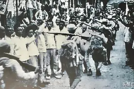 拿着最烂的装备，打着最硬的仗，为何说川军为中国流干了血？图片