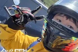 1900公里！石家庄大学生骑摩托从呼伦贝尔返校，称最大收获是一路美景和学会坚持图片
