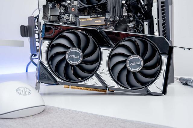 整机享国补！华硕天选6X Ultra 265F+5060Ti游戏主机测评