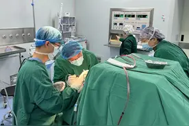 济南市钢城区人民医院神经外科顺利完成一例三维重建数字化成形颅骨缺损修补手术图片