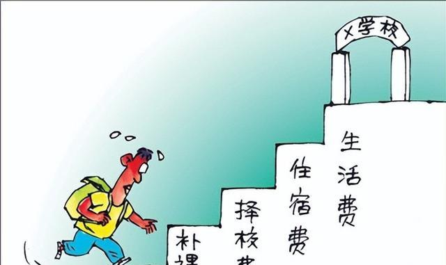 若不搬走这“三座大山”，中国人口总数，或将在2056年被老美反超