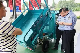 三、四轮车一上路就被罚？交警已明确：上牌、驾照缺一不可图片
