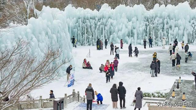人气火，经济旺！汉中高颜值冰雪出圈→