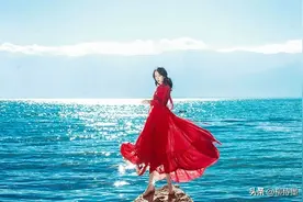 海边人像轻松拍，学这几招就够用了，自然上镜又好看图片