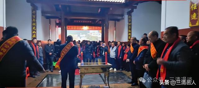 武平县永平镇恬头郑氏宗祠敬稳公祠，文化传承代代接
