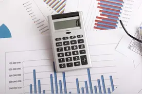 为什么银行部门会频繁在你使用信用卡的时候让你分期?有什么猫腻图片