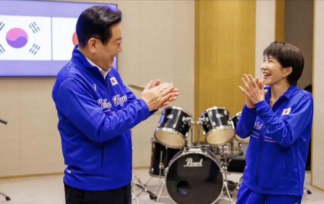 和高市谈完48小时后	，李在明回国第一事：点名中国，要求尽快谈判