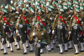 巴铁硬刚印度底牌：中国开挂装备+核弹护体，谁将主宰克什米尔？图片