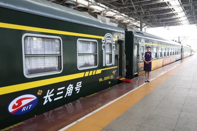 赴云巅之约!12天云南软卧专列抢位啦