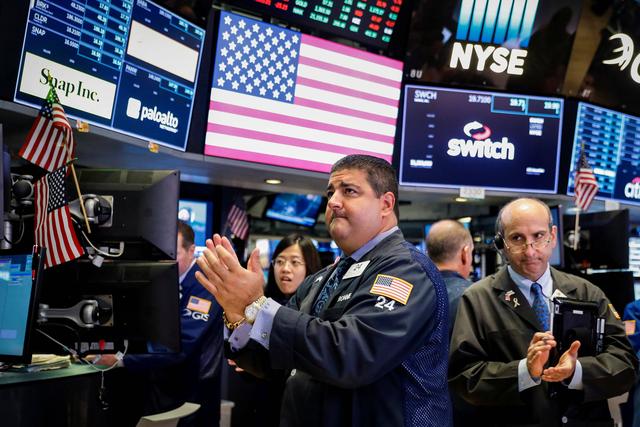 老美过圣诞，A股等风口？AI+芯片领衔暴走	，A股抄作业主线已划好