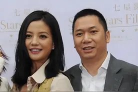 赵薇离婚港媒早有预警！黄有龙早已再婚再育，女儿小四月现状堪忧图片