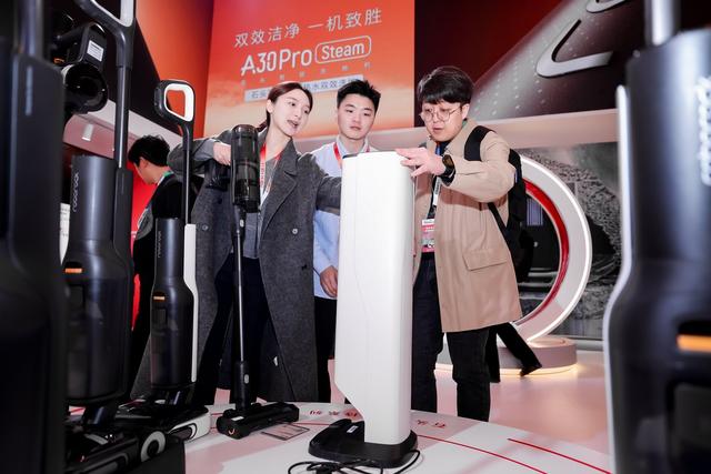 从扫不干净地到全球第一，去年卖119亿的石头科技！凭什么