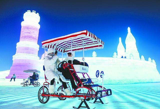 东北“杀疯了”！从新疆“平替”到一周吸金250亿，做对了什么？