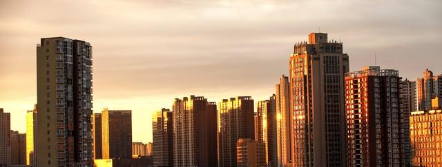 现房与二手房：购房者的选择指南