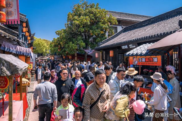 潮玩邂逅影视，电竞燃动江湖！五一假期象山影视城解锁旅游新玩法