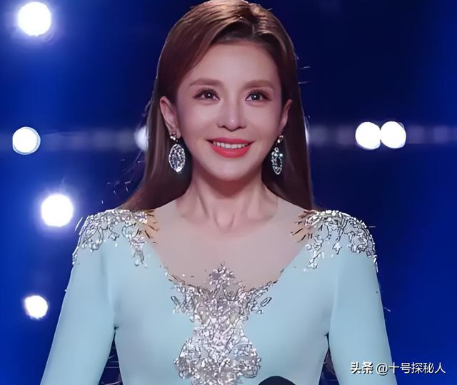 央视主持人朱迅：生命终将结束，为何不勇敢面对生命的终点呢