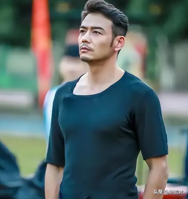 不顾央视警告顶风作案，与刘涛传绯闻的杨烁，如今下场怪不得别人