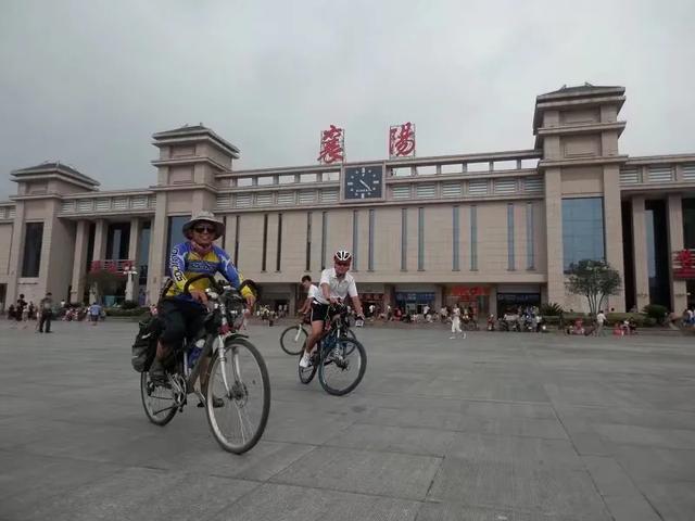 宜城火车站在哪里?