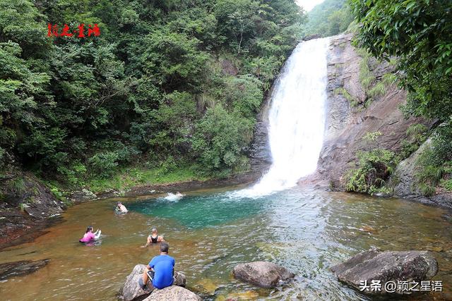 探秘龙宫村：夏日玩水避暑的绝美心形潭，美如水晶宫