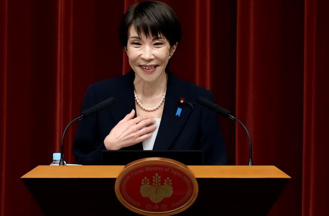 中方再出手，高市的报应来得太快，日本人这个年过不好了