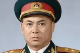 83年，温玉成恢复大军区副职待遇，他疑惑地问：你们搞错了吧？图片