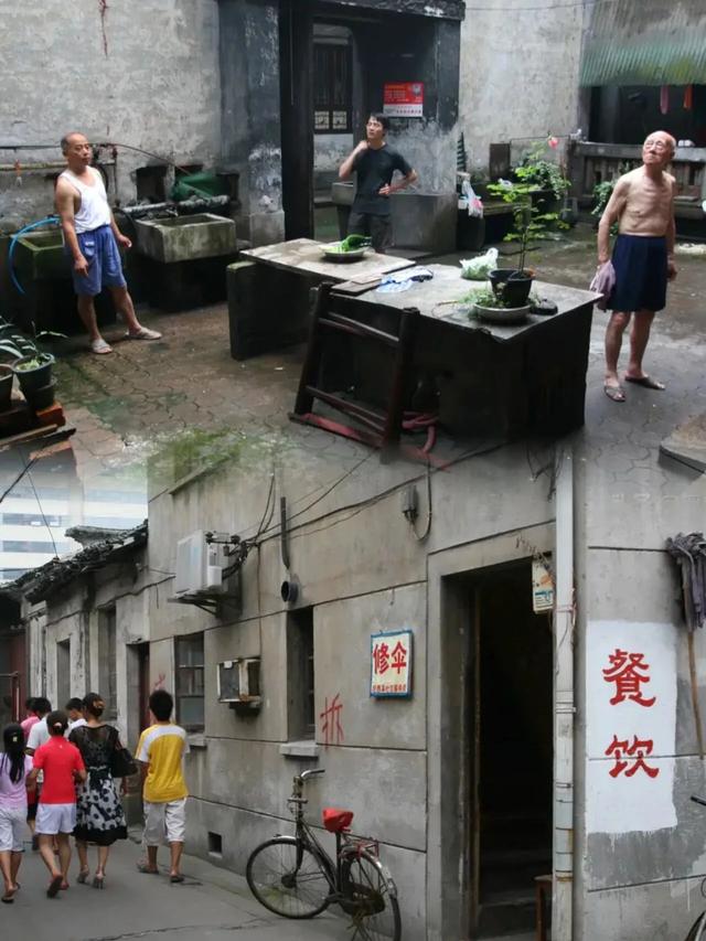 无锡往事：《哦，东大街》（作者 何雪白）