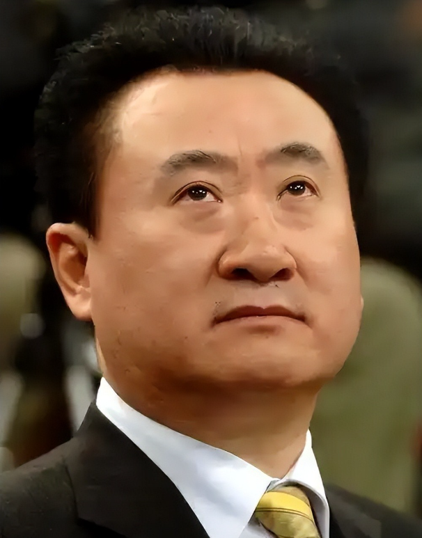 钱再多有什么用？71岁王健林瘦成皮包骨，王思聪本性难改沉迷女色