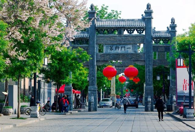 旅游没青岛热闹，名气不及济南，潍坊凭什么是山东真正的第二城？