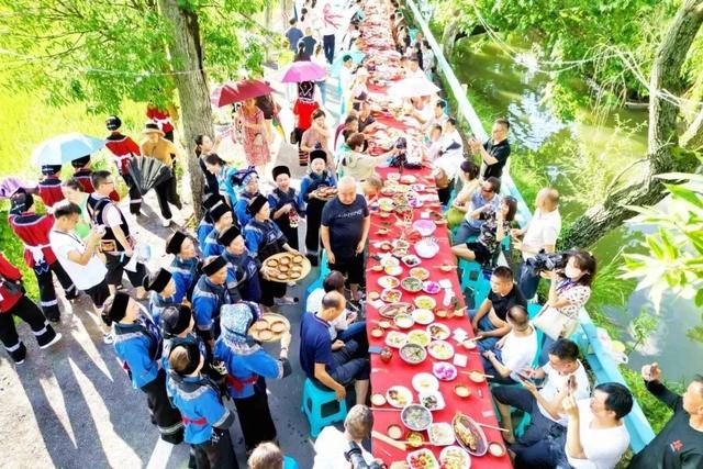 乡游黔中 · 平坝区 龙海村丨布依笙歌醉河畔，十里荷风揽盛夏