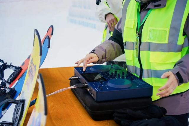 向快乐出发！毕棚沟月亮湾冰雪娱乐场盛大开启！