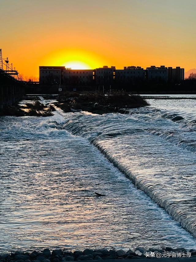 北京下雪后天寒地冻数九寒天大雪小雪冬至又一年注意保暖