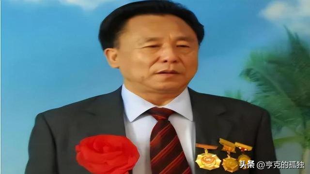包养10位情妇，睡觉翻牌生下11个私生子，75岁还在拼命生娃！