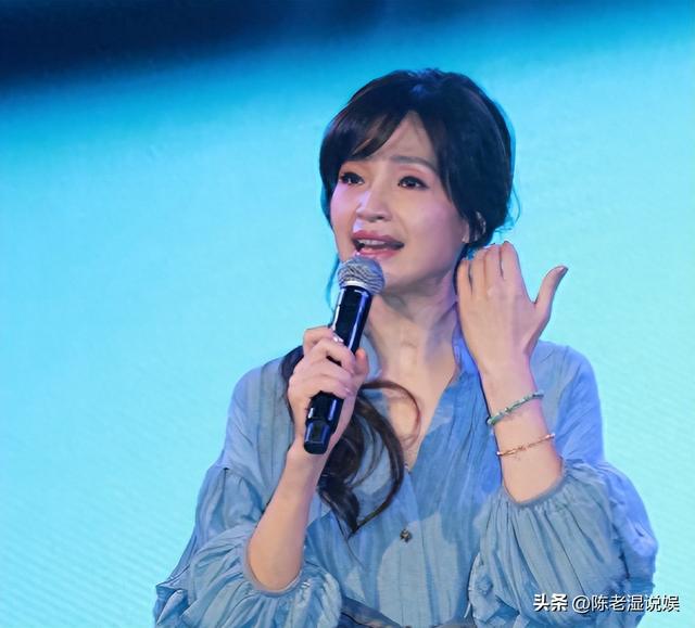 方季惟：我56岁仍是处女，一生从未谈过恋爱，不寂寞也不遗憾！