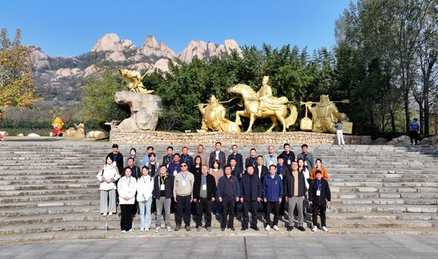 “奇山秀水·西游寻踪”驻马店市融媒看嵖岈活动成功举