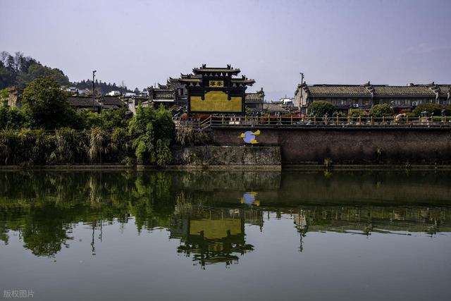 被严重低估的宝藏小县城，高铁直达！人少景美超安逸，周末就出发