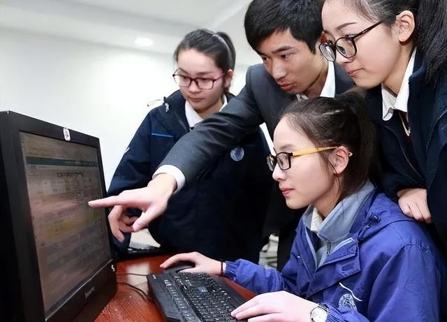 录取结果查到了：冲稳保，我们真的冲上了！却后悔了