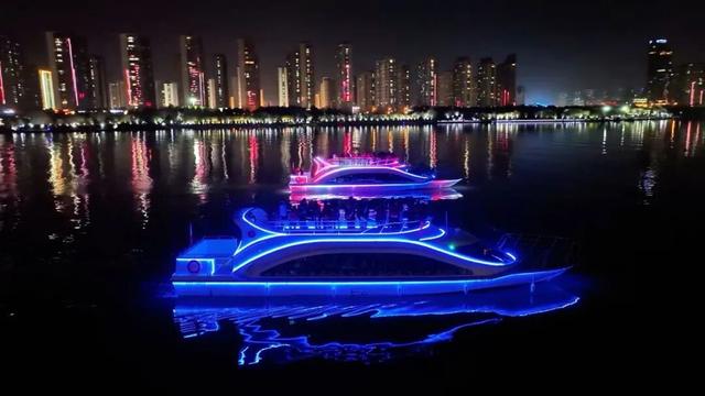 来临沂看日出！逛早市！一起「点靓」沂河的夜